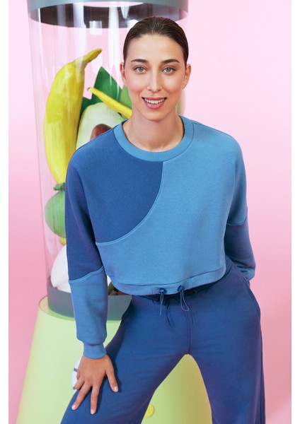 Lacivert Uzun Kollu Bisiklet Yaka Milos Crop Sweatshirt - Saude Collection