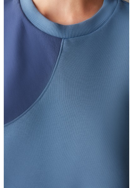 Lacivert Uzun Kollu Bisiklet Yaka Milos Crop Sweatshirt - Saude Collection modelleri
