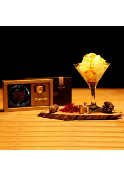 Organik İran Safranı 3 gr Süper Negin + 1 Havan