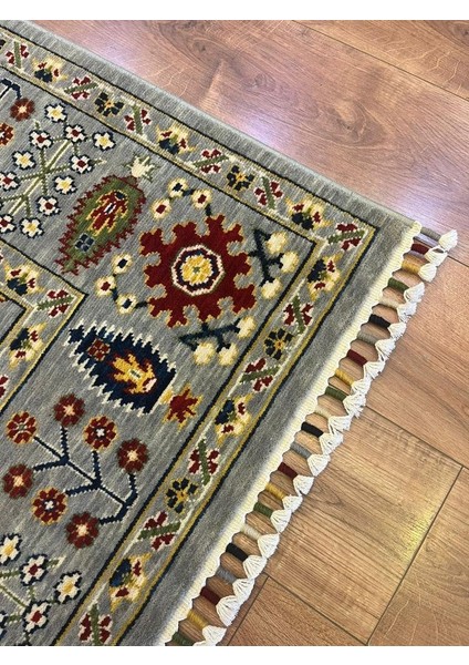 Yün Halı Uşak Saf Yün Yüksek Yün Den Dokunmuş Halı Modeli