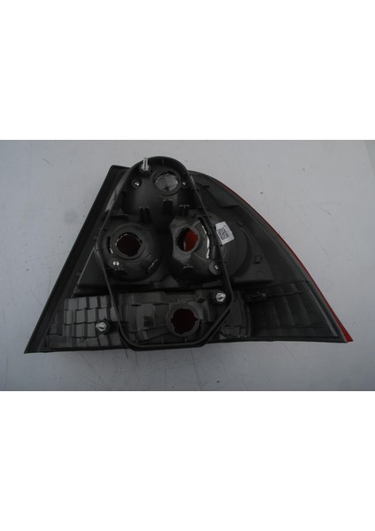 Toyota Corolla 2004-2006 Sedan Duysuz Sol Stop Lambası 8156102260 fiyatları