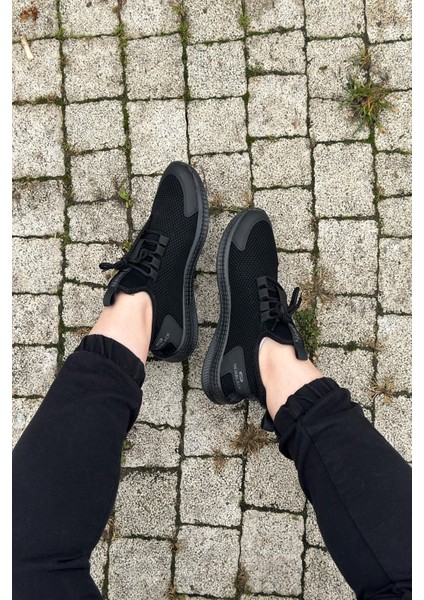 Günlük Kadın Erkek Sneaker Siyah Spor Ayakkabı Bağcıklı Rahat Esnek Tırtıklı Taban 567