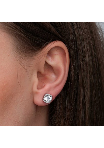 Gümüş Kare Montür Pırlanta Çivilii Modeli Küpe fiyatları