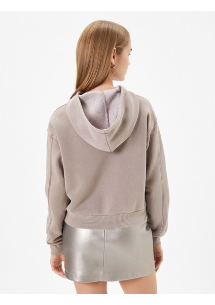 Kapşonlu Crop Kolej Sweatshirt Soluk Efektli Baskılı Pamuklu fırsatları