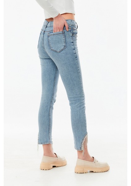 Taşlı Yüksek Bel Straight Fit Kız Çocuk Jean fırsatları