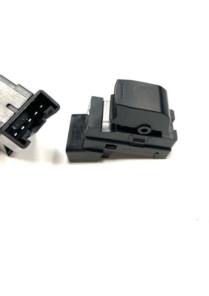 Düğme Cam Açma Sx4/alto/swift 08-15/vitara 05-13/ Carry 98-12 Ön Rh/arka Lh-Rh