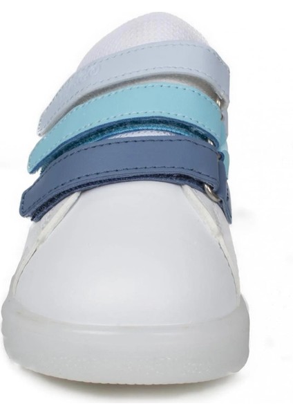 220.21Y.212 Işıklı Çocuk Sneaker modelleri