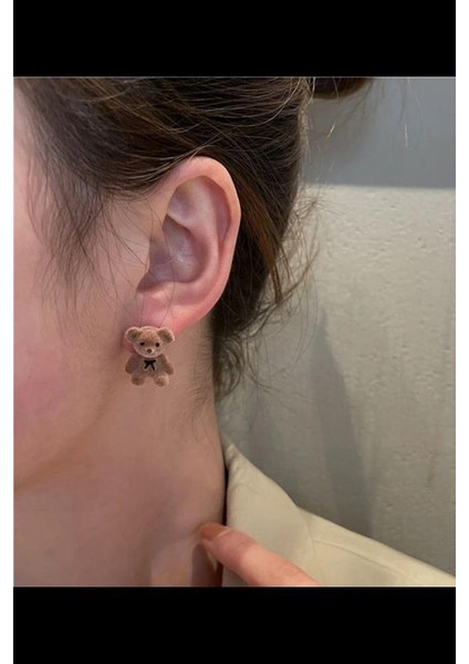 Kadın Vip Seri Minimal Ayıcık Model Özel Tasarım Marka Küpe Seti