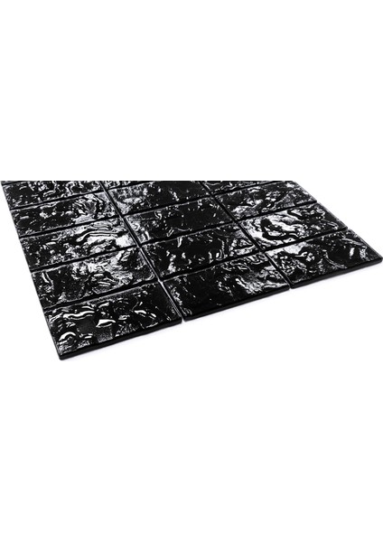 Mutfak Tezgah Arası, Banyo, Havuz, Sauna, Spa ve Yaşam Alanlarının Tüm Yüzeyleri Için Kaya Deseni Yüzeyli, 30X30 cm Fileli Siyah Kristal Cam Mozaik. ( 1 m2 fiyatıdır )