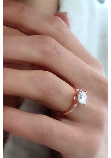 Sky Diamond Taşlı 925ayar Gümüş Üzerine Rose Altın Kaplama Burgu Tek Taş Yüzük