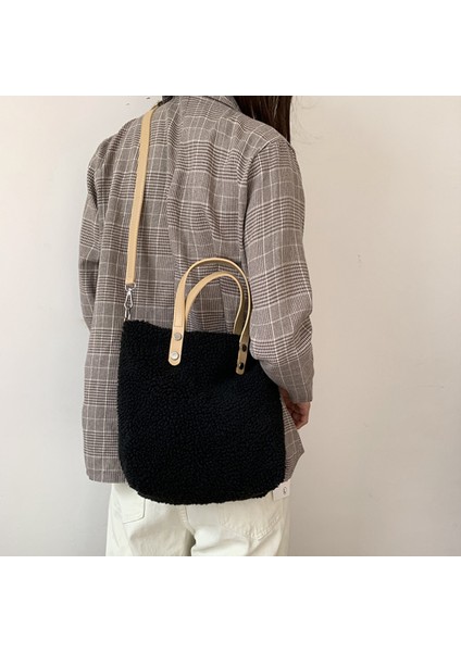 Omuz Çantası (Yurt Dışından) indirimleri