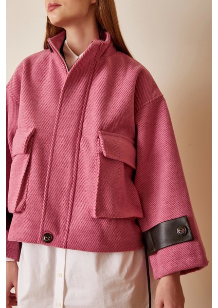 Cep Detaylı Bağcıklı Crop Ceket Pembe