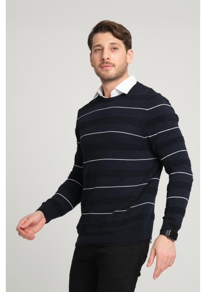 Bisiklet Yaka Çizgili KAZAK(E22-18123 fırsatları