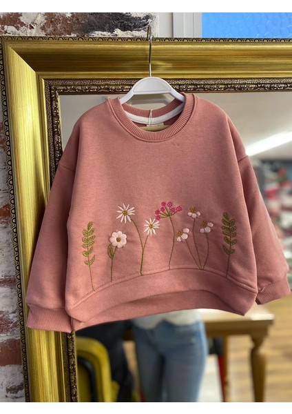 Çicek Nakış Detaylı Sweatshirt