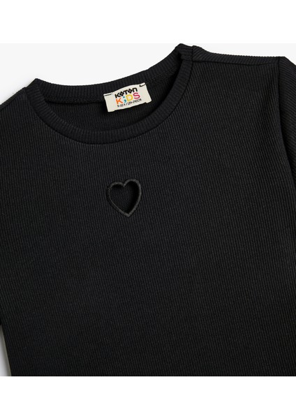 Tişört Kısa Kollu Bisiklet Yaka Kalp Pencere Detaylı Kaşkorse modelleri