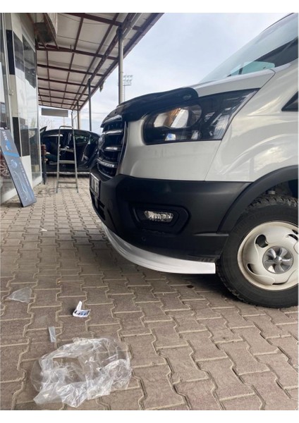 Ford Transit 2020- Plastik Geniş Ön Karlık fiyatları