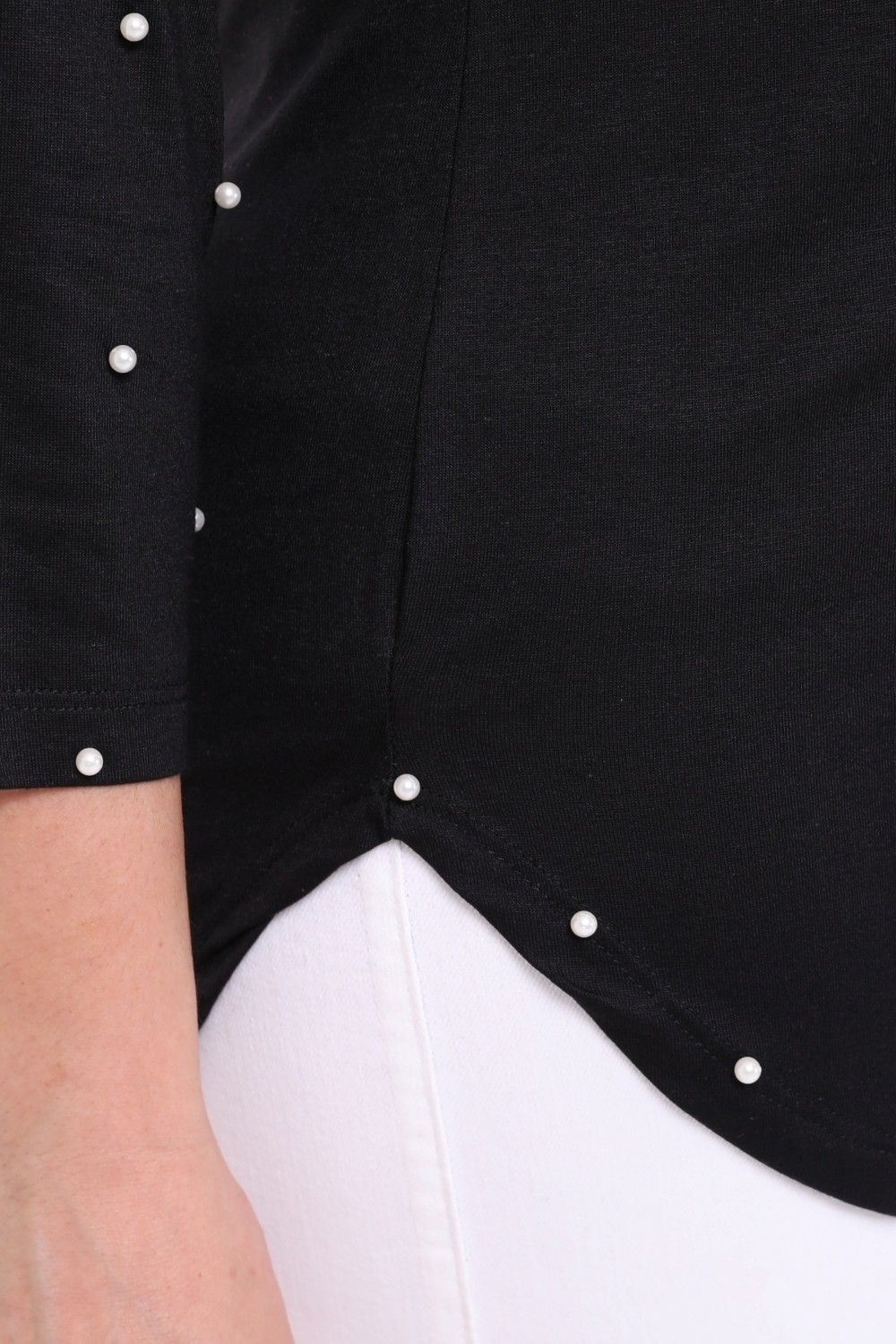 Curvy Trend Büyük Beden Inci Detaylı Geniş V Yaka Yarım Kol Oval Yırtmaç Bluz görsel 4