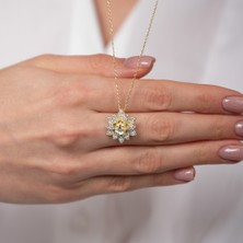 Hom Silver Jewelry 925 Ayar Gümüş Zirkon Taş Işlemeli Güneş Motifli Kadın Kolye HSJ0040