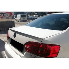 Fiber Volkswagen Jetta 2015-2019 Beyaz Bagaj Üstü Spoyler (Sry)