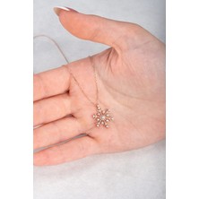 Jewelmim Gümüş Kar Tanesi Kolye 18 Ayar Rose Altın Kaplama Kar Tanesi Gümüş Kolye 925 Ayar Gümüş Kadın Kolye | Bayan Kar Taneli Zirkon Taşlı Kar Tanesi Rose Gold Kadın Gümüş Kolye