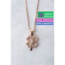 Jewelmim Yonca Gümüş Kolye 18 Ayar Rose Altın Kaplama Şans Yoncası 925 Ayar Gümüş Kadın Kolye| Bayan Dört Yapraklı Yoncalı Zirkon Taşlı 4 Yapraklı Yonca Kolyesi Rose Gold Kadın Gümüş Kolye