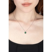 Jewelmim Gümüş Zümrüt Yeşil Taşlı Yonca Kolye 925 Ayar Yeşil Taşlı Yonca Kolye Beyaz Altın Kaplama Yonca Gümüş Kolye Zirkon Taşlı Kolye Gümüş Yonca Kadın Kolye 4 Yapraklı Yonca Kolye Kadın Gümüş Kolye