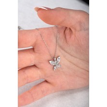 Jewelmim Gümüş Kelebekli Kolye 18 Ayar Beyaz Altın Kaplama Kelebekli Aşk Kolye 925 Ayar Gümüş Kadın Kolye | Bayan Gümüş Kelebek Kolyesi Zirkon Taşlı Kelebek Kolye Kadın Gümüş Kolye