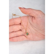 Jewelmim Zümrüt Yeşil Renkli Taşlı 18 Ayar Sarı Altın Kaplama Gümüş Yeşil Damla Kolye 925 Ayar Gümüş Kadın Kolye | Bayan Zirkon Yeşil Taşlı Su Damlası Altın Kaplama Damla Taş Gold Kadın Gümüş Kolye