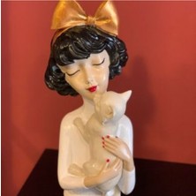 By Ari Kedili Kız Biblo