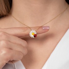 Hom Silver Jewelry 925 Ayar Gümüş Uğur Böceği Motifli Papatya Desenli Kadın Kolye HSJ0051