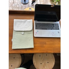 Sumicorn Design Peluş Detaylı Yeşil Keten Laptop,notebook,evrak Kılıfı 13 14 15 Inç