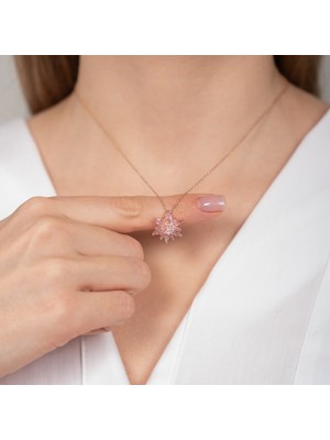 Hom Silver Jewelry 925 Ayar Gümüş Zirkon Taş Işlemeli Pembe Renkli Lotus Kadın Kolye HSJ0035