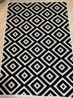 Stay With Love Kilim Çift Taraflı Pamuklu Dokuma Yıkanabilir Modern Kilim Siyah Beyaz