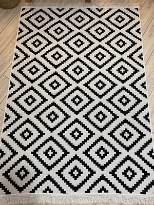 Stay With Love Kilim Çift Taraflı Pamuklu Dokuma Yıkanabilir Modern Kilim Siyah Beyaz