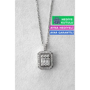 Gümüş Baget Taşlı Kolye 18 Ayar Beyaz Altın Kaplama Kadın Gümüş Baget Kolye 925 Ayar Gümüş Kadın Kolye | Bayan Baget Gümüş Kolye Zirkon Taşlı Baget Kolyesi Baget Model Kadın Gümüş Kolye