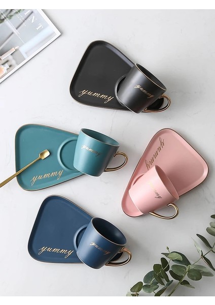 Yeşil Stil Avrupa Lüks Seramik Ofis Kahve Fincanı ve Tabağı Seti Süt Çay Kupaları Doğum Günü Çiftler Hediyeler Kaşık ile Arkadaşlar Fincan Hediye Kutusu (Yurt Dışından) indirimleri