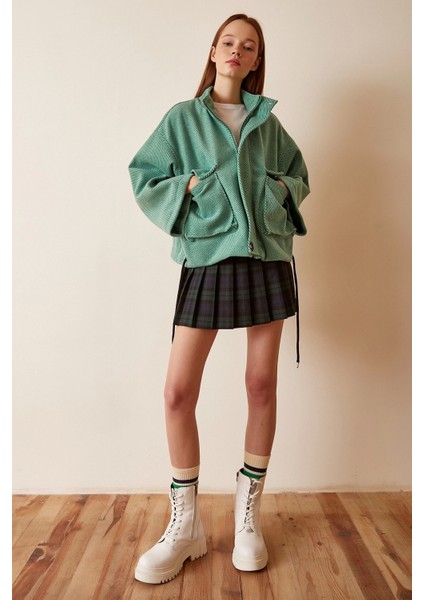 Cep Detaylı Bağcıklı Crop Ceket Yeşil modelleri