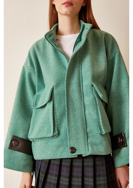 Cep Detaylı Bağcıklı Crop Ceket Yeşil indirimleri