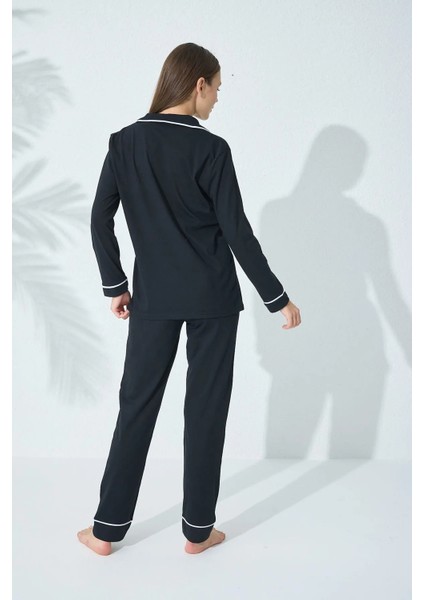 Beyaz Şeritli Biyeli ve Düğmeli Kadın Pijama Takımı fiyatları