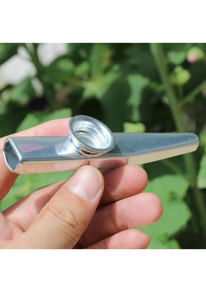 No.3 Tarzı Basit Tasarım Hafif Kazoo Alunum Alaşım Metal Gitar Enstrüman Müzik Severler Enstrüman 6 Renk Opsiyonel (Yurt Dışından)
