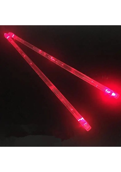 Kırmızı Stil 5A LED Polimer Malzeme Davul Çubuğu Karanlıkta Noctilucent Glow Sahne Performansı Işıltılı Caz Bagetler 3 Renk Opsiyonel (Yurt Dışından)