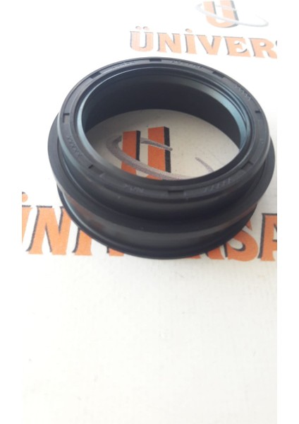 Keçe Aks Hılux LN145 90-05 Arka Dış (48X62X9X24)