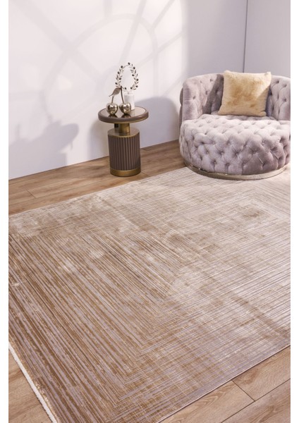 Queen 8114 Gold