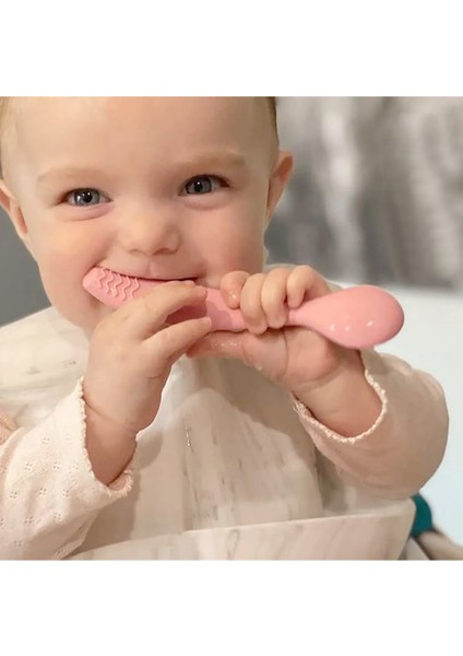 5'li Set Silikon Mama Önlüğü Kulplu Bardak Vakumlu Tabak Mama Kaşığı ve Bebek Diş Kaşıyıcı Pembe fırsatları