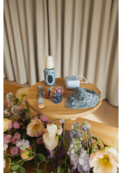 x Liberty Bandana Bib Chamomile Lawn-B.blue
