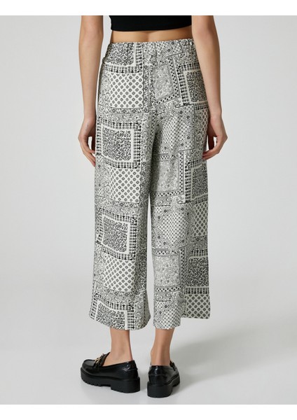 Bol Paça Rahat Kesim Pantolon Geometrik Desenli Beli Lastikli Viskoz Kumaş Karışımlı fırsatları
