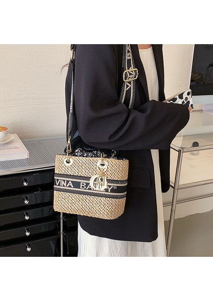 Moda Dokuma El Çantası, Geniş Omuz Hasır Çanta, Tek Omuz Günlük Çanta, Çevre Dostu Bayan Çanta (Yurt Dışından) fiyatları