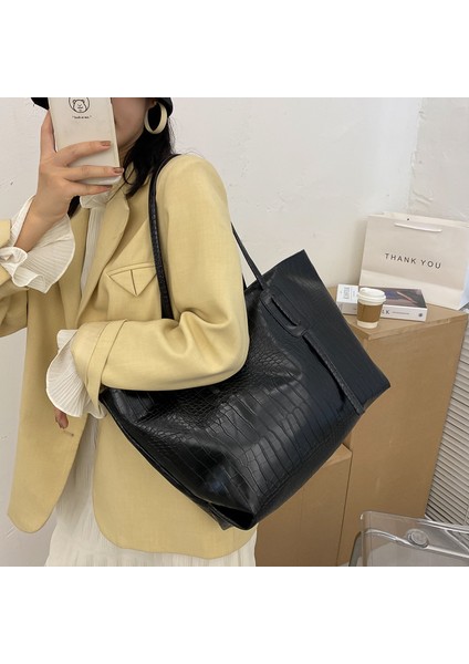 Basit ve Büyük Kapasiteli Bayan Çanta, Şık Timsah Desen Pu Çanta, Vahşi Omuz Çantası, Taşınabilir Toto Çanta (Yurt Dışından) fiyatları