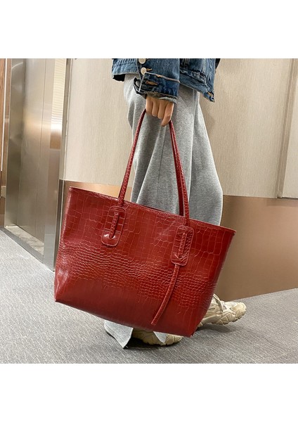 Basit ve Büyük Kapasiteli Bayan Çanta, Şık Timsah Desen Pu Çanta, Vahşi Omuz Çantası, Taşınabilir Toto Çanta (Yurt Dışından) indirimleri