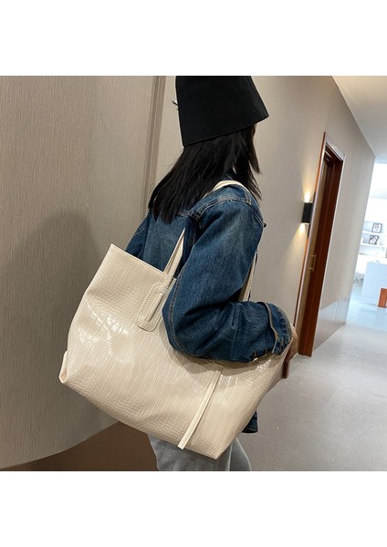 Basit ve Büyük Kapasiteli Bayan Çanta, Şık Timsah Desen Pu Çanta, Vahşi Omuz Çantası, Taşınabilir Toto Çanta (Yurt Dışından) modelleri